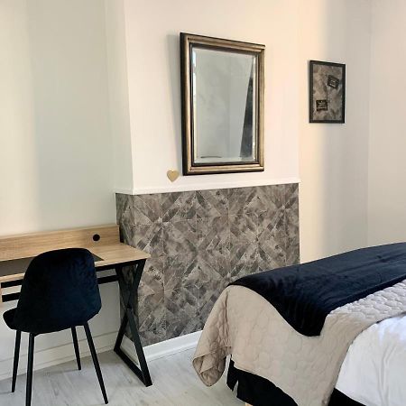 A & V Appart'Hotel Lille Dış mekan fotoğraf